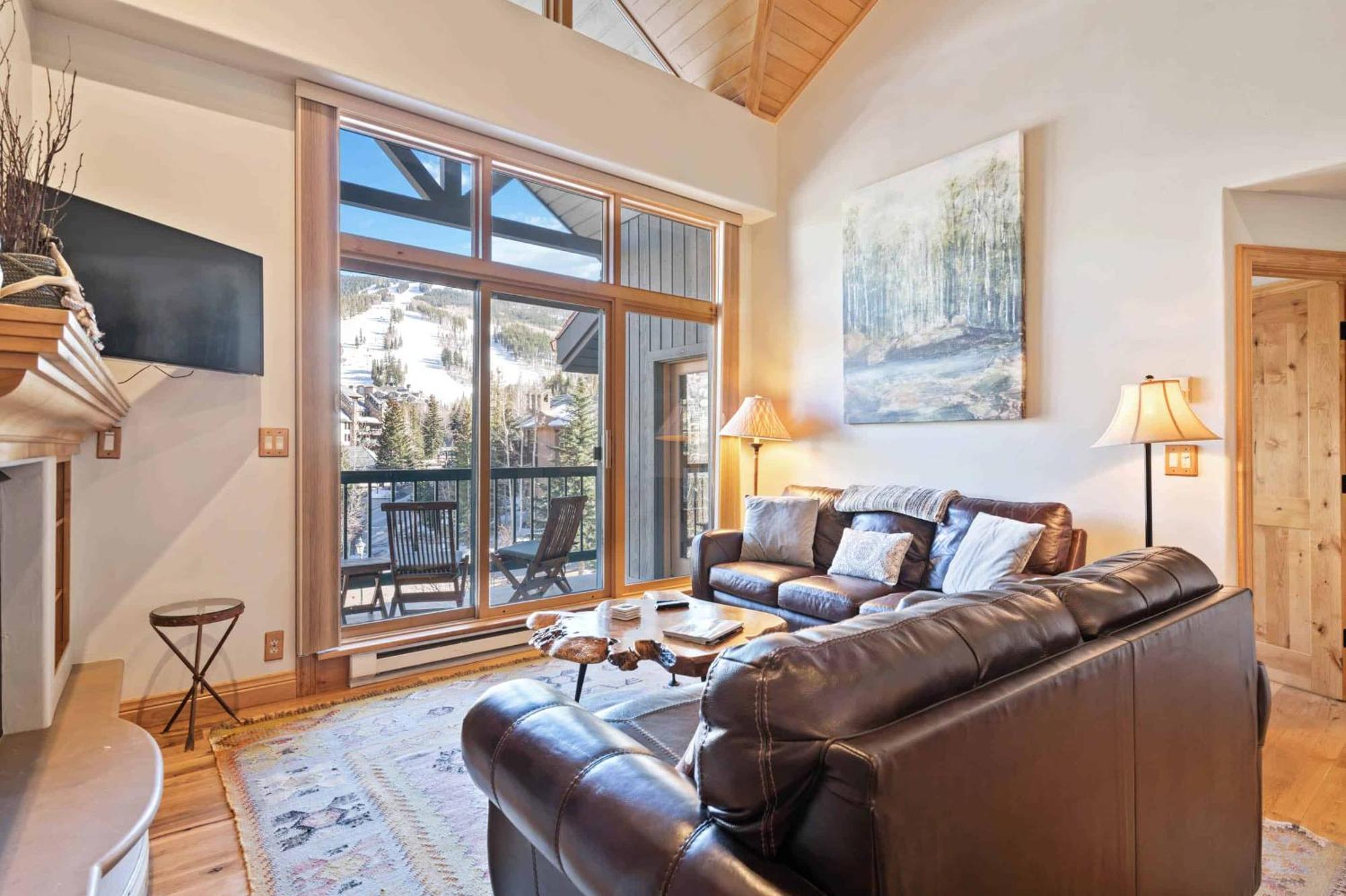 Borders Lodge By East West Hospitality Beaver Creek Exterior foto